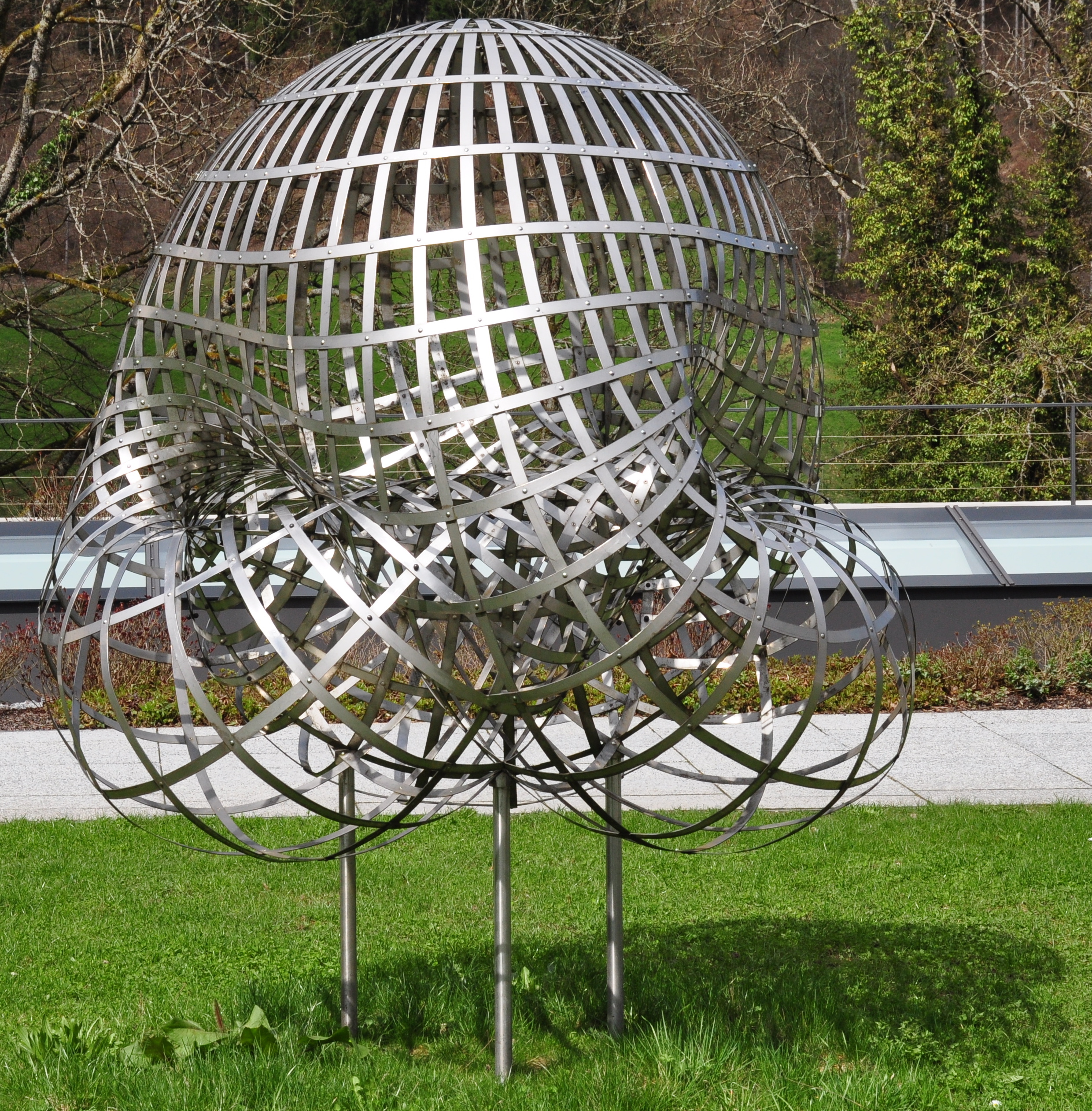boys surface sculpture 55770